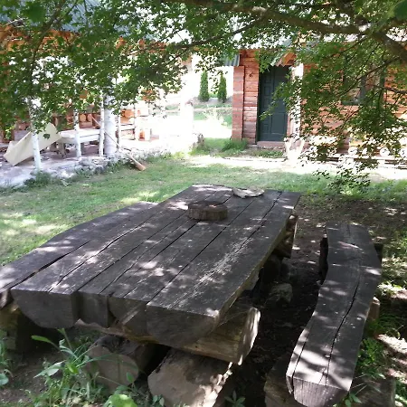 Lodge Staparski Sorrento *