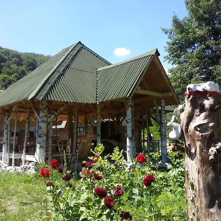 Lodge Staparski Sorrento *